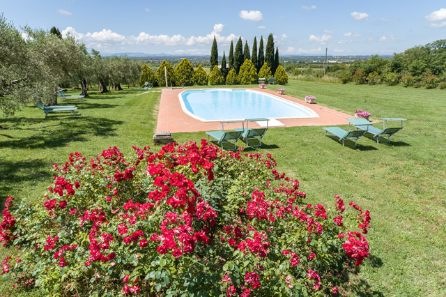 Photogallery – La Sosta di Annibale: farmhouse with swimming pool between Cortona and Lake Trasimeno